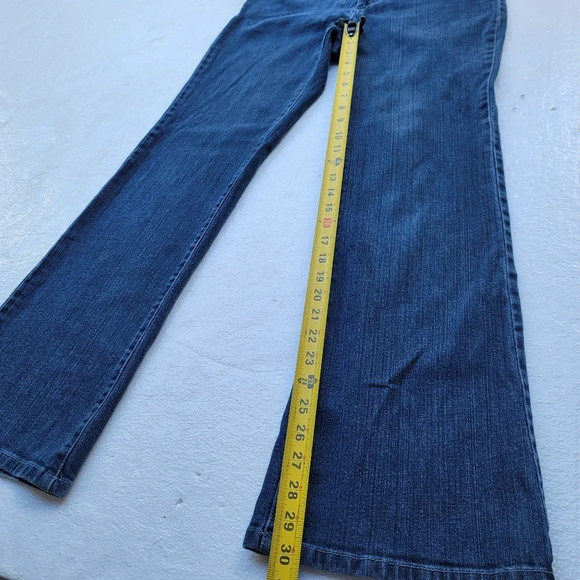 Michael Kors Womens Jeans Size 10 Blue Denim Stretch Mid Rise Classic Bootcut - Picture 9 of 11